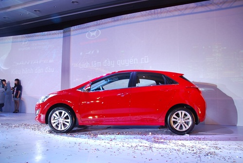 Ra mắt Hyundai Santa Fe và i30 mới tại Việt Nam 7