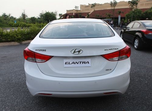Hyundai Elantra chính thức bán với giá từ 699 triệu đồng 4
