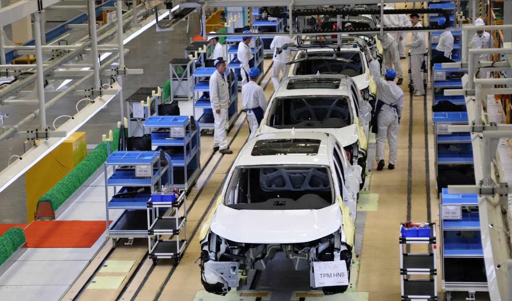 Sản xuất ô tô, xe máy lại ngưng trệ vì chính sách “Zero-COVID”