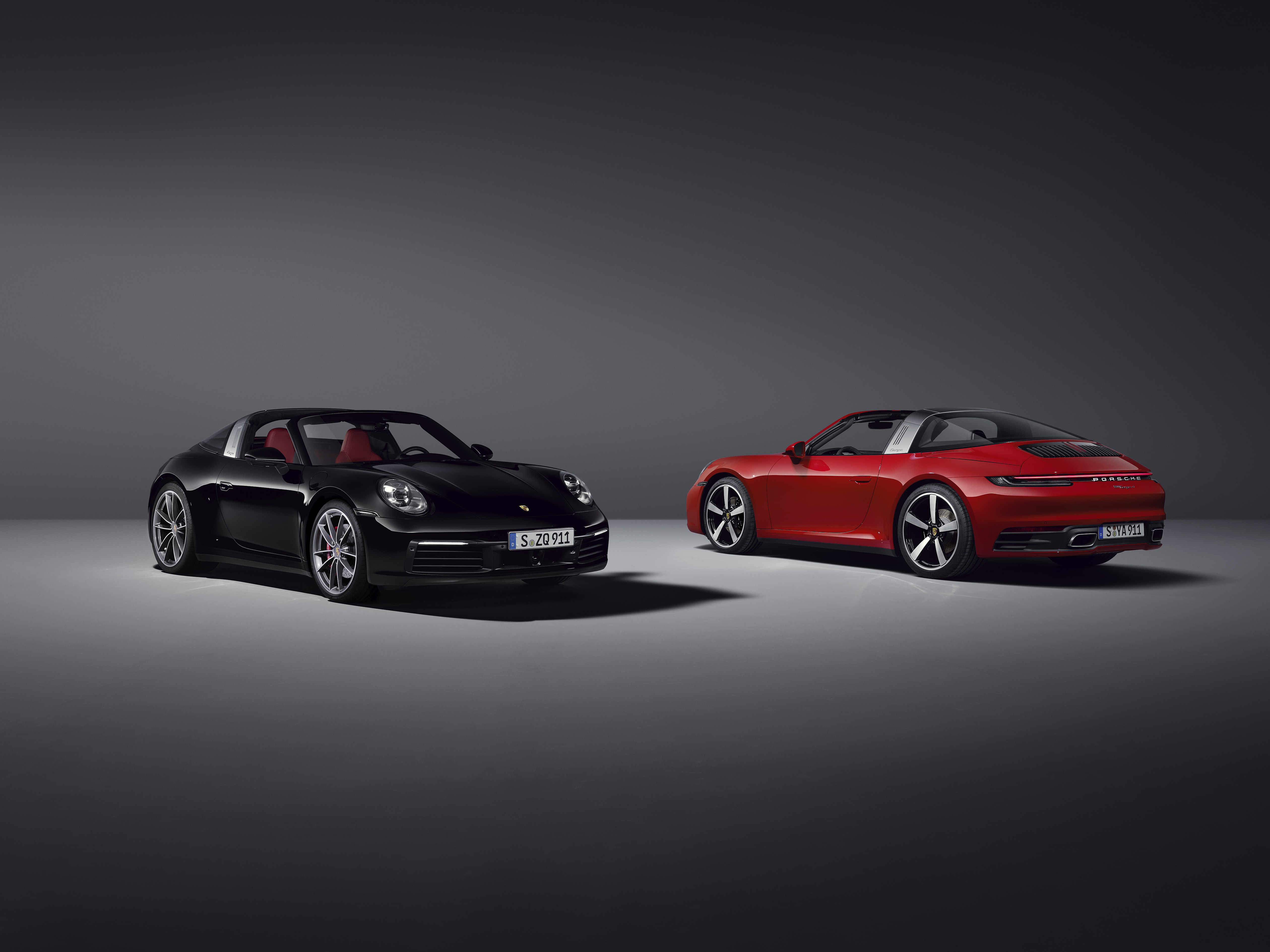 Porsche ra mắt 911 Targa 4 và 4S thanh lịch, đẳng cấp