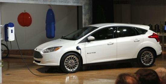 Hãng xe Ford chia sẻ công nghệ xe điện cho đối thủ 
