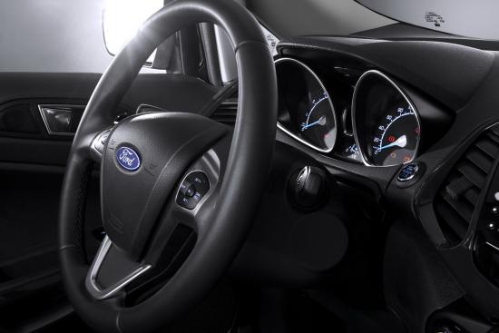 Xe Ford EcoSport thay đổi ngoại hình 7