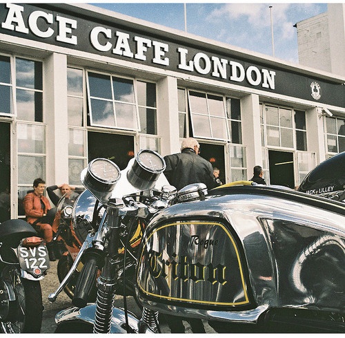 Café Racer 1