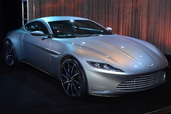 Điệp viên 007 “khoe” xe Aston Martin tại Triển lãm ô tô Los Angeles 2015