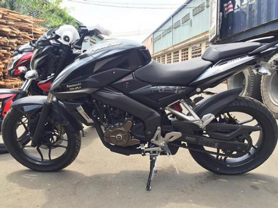 Kawasaki Bajaj NS 200 2016 “đặt chân” đến Việt Nam, giá 78 triệu