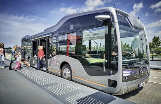 Xe Mercedes Future Bus 1