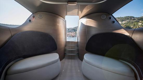 Hãng xe Mercedes “khoe” thiết kế nội thất du thuyền và máy bay 9