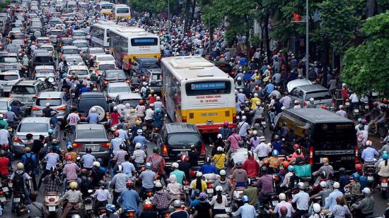 Hà Nội đề xuất thu phí ô tô vào trung tâm 