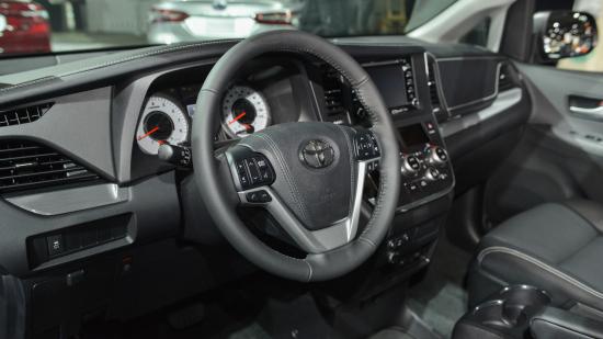 Xe Toyota Sienna 2018 5