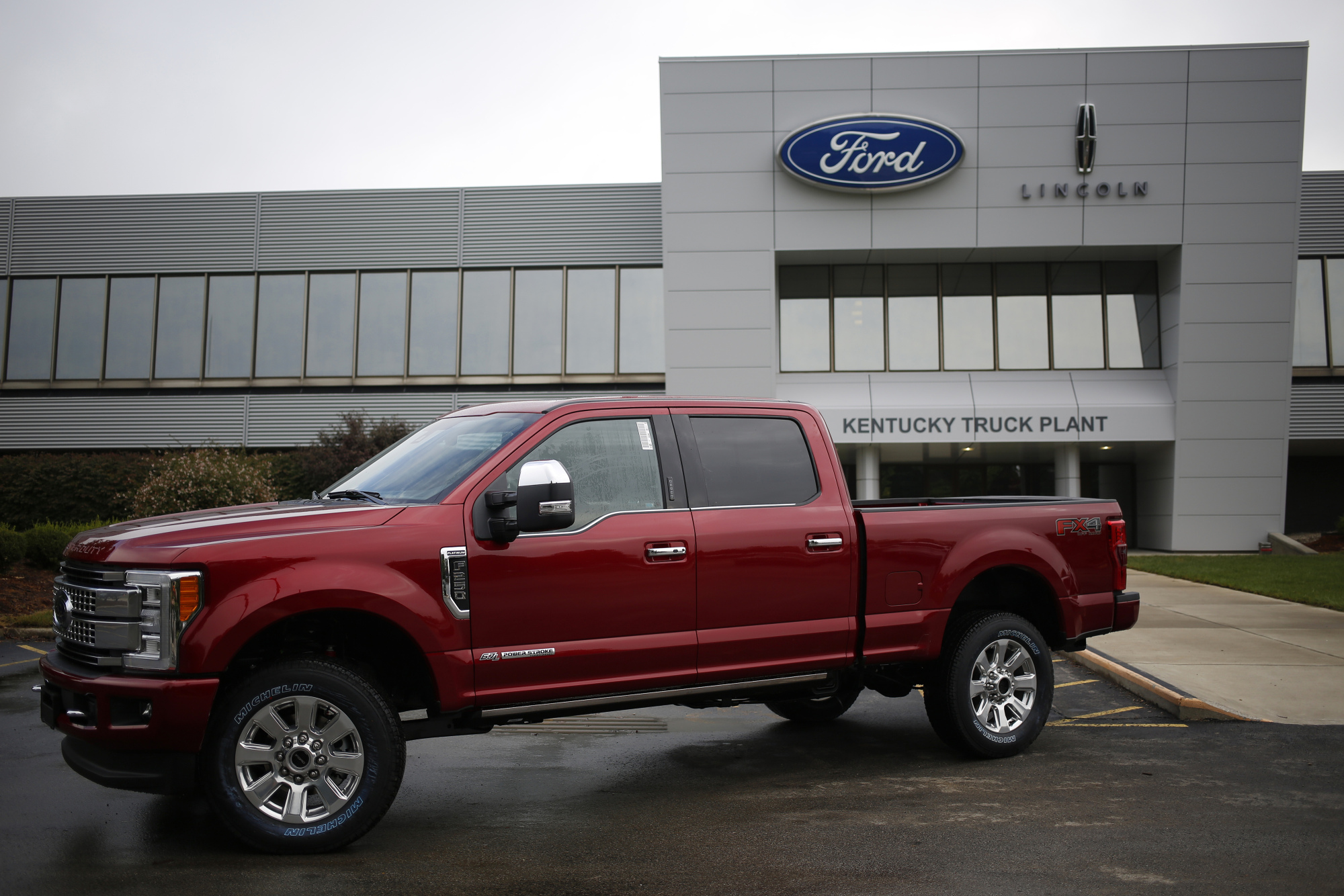 Ford bị cáo buộc “gian lận” khí thải trên 500 nghìn xe bán tải