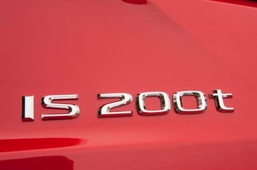 Lexus IS 200t 2016 10