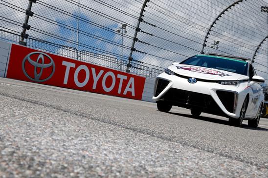 Toyota đầu tư công nghệ xe tự lái