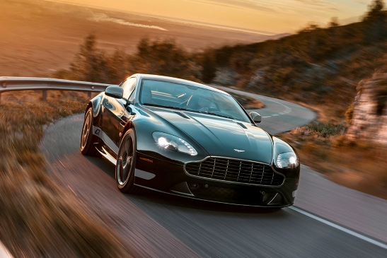 Xe Aston Martin bị triệu hồi