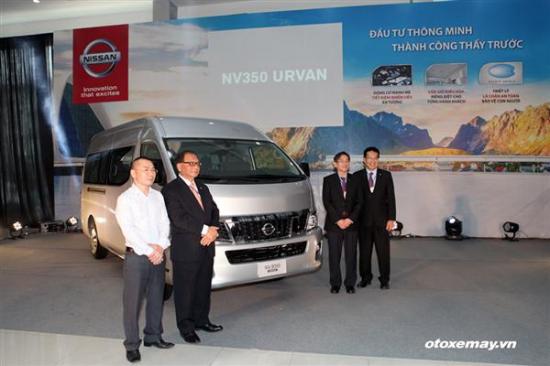 Nissan Việt Nam ra mắt xe 16 chỗ NV350 Urvan 1
