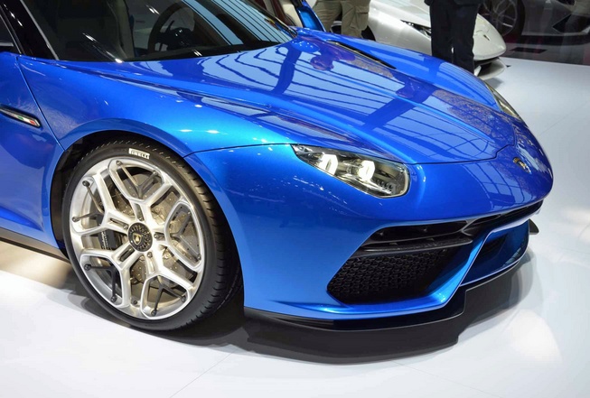 Lamborghini hoãn sản xuất AsterionA1