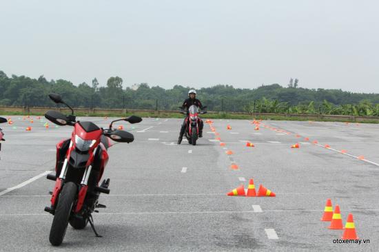 Ducati “quần thảo”  ở Hà NộiA9
