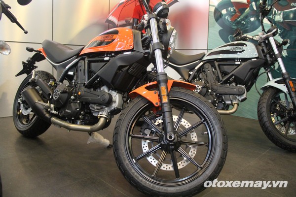 Ducati Scrambler Sixty2 xuất hiện tại Hà Nội2