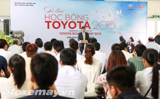 Toyota tặng 690 triệu đồng hỗ trợ  sinh viên Việt 1