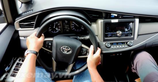 Đánh giá nhanh Toyota Innova 2016_ảnh9
