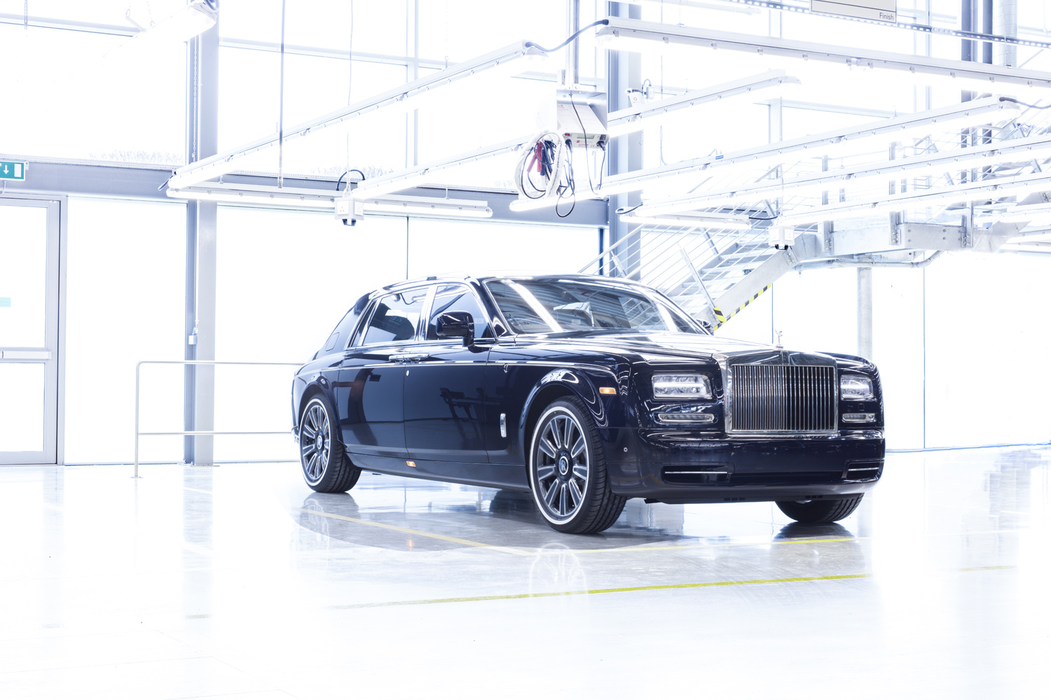 Rolls-Royce dừng sản xuất chiếc Phantom “biển xanh” cuối cùng