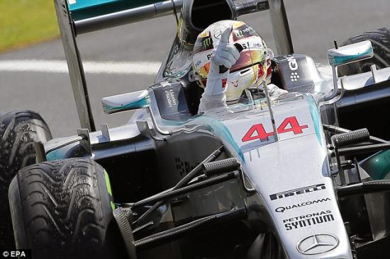 F1 2015: Chiến thắng 1-2 đầy nghẹt thở của Mercedes ảnh 9