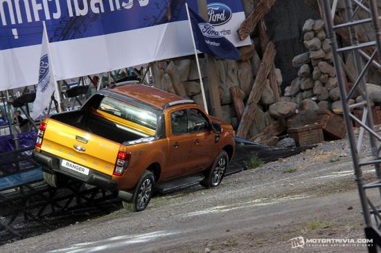 19 phiên bản của chiếc Ford Ranger 2015 tại Thái Lan_ảnh 3