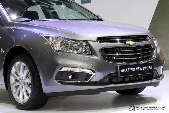 Chevrolet Cruze 2015 tại Thái Lan có giá từ 26.893 USD anh11