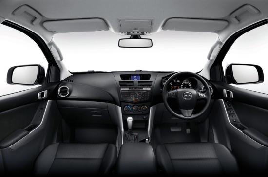 Mazda BT50 pro 2015 được nâng cấp nội/ngoại thất 13