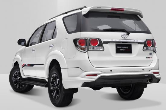 Toyota Fortuner TRD Sportivo 2015 có giá từ 1,08 tỷ-ảnh5