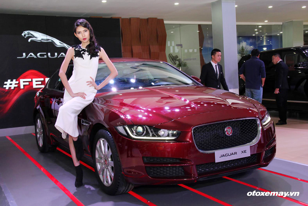 Jaguar XE 2015 làm nóng phân khúc sedan hạng sang Việt Nam-1