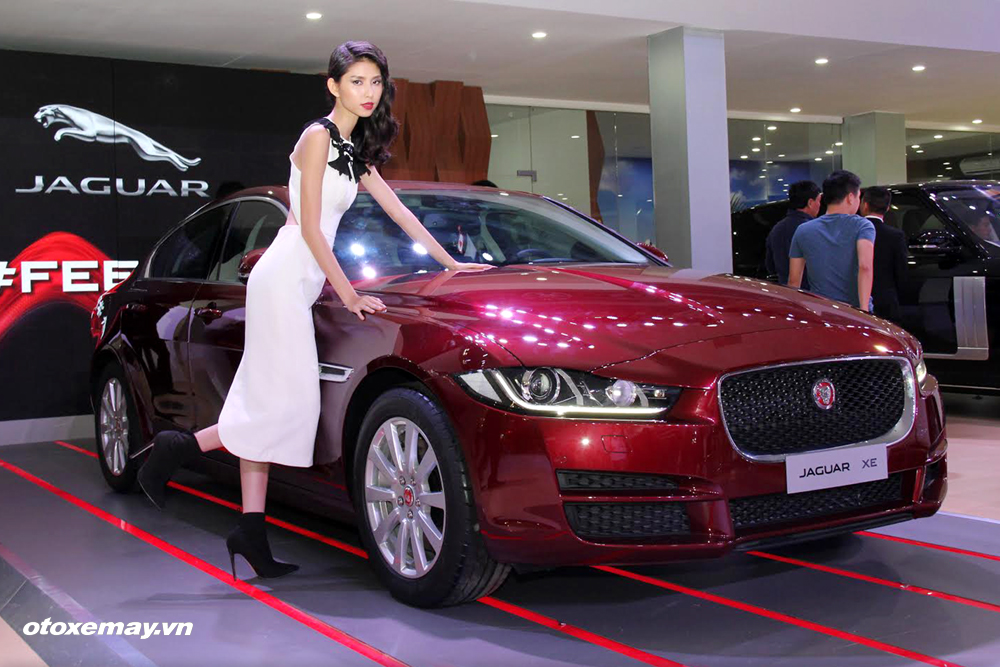 Jaguar XE 2015 làm nóng phân khúc sedan hạng sang Việt Nam-11