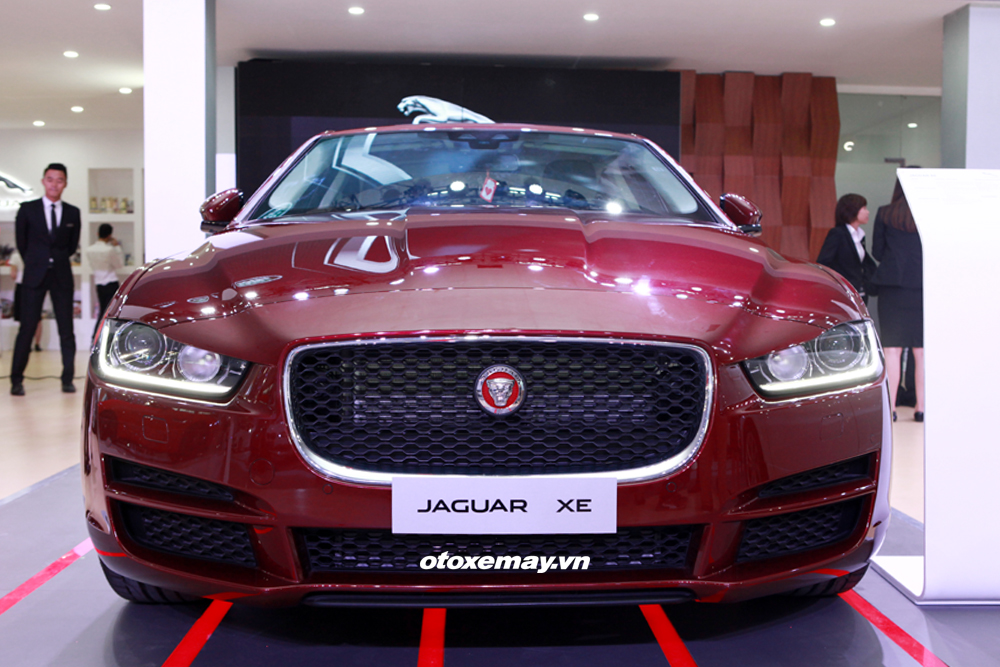 Jaguar XE 2015 làm nóng phân khúc sedan hạng sang Việt Nam-3