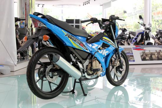 can-canh-Suzuki-Raider-150R-MotoGP-a8