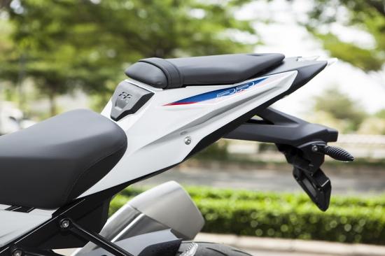 BMW-S1000RR-anh9