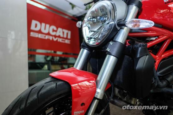 Ducati-Monster-821-a10