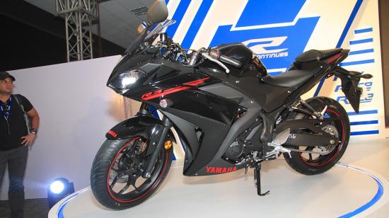 Yamaha-YZF-R3-Ando-otoxemay.vn-a1