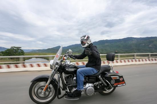 “Chạy đã” 2.000km với đoàn Harley xuyên Việt 6
