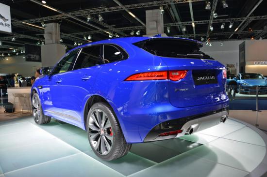 IAA 2015: Jaguar F-Pace nhiều tuỳ chọn động cơ có giá từ 42.000 USD_anh13