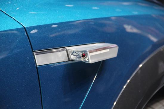 IAA 2015: Audi thách thức Tesla bằng E-tron Quattro đầy sắc sảo8