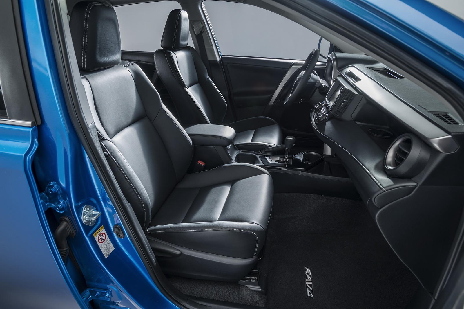 Toyota RAV4 Hybrid 2016 "bày hàng" chi tiết - ảnh 5