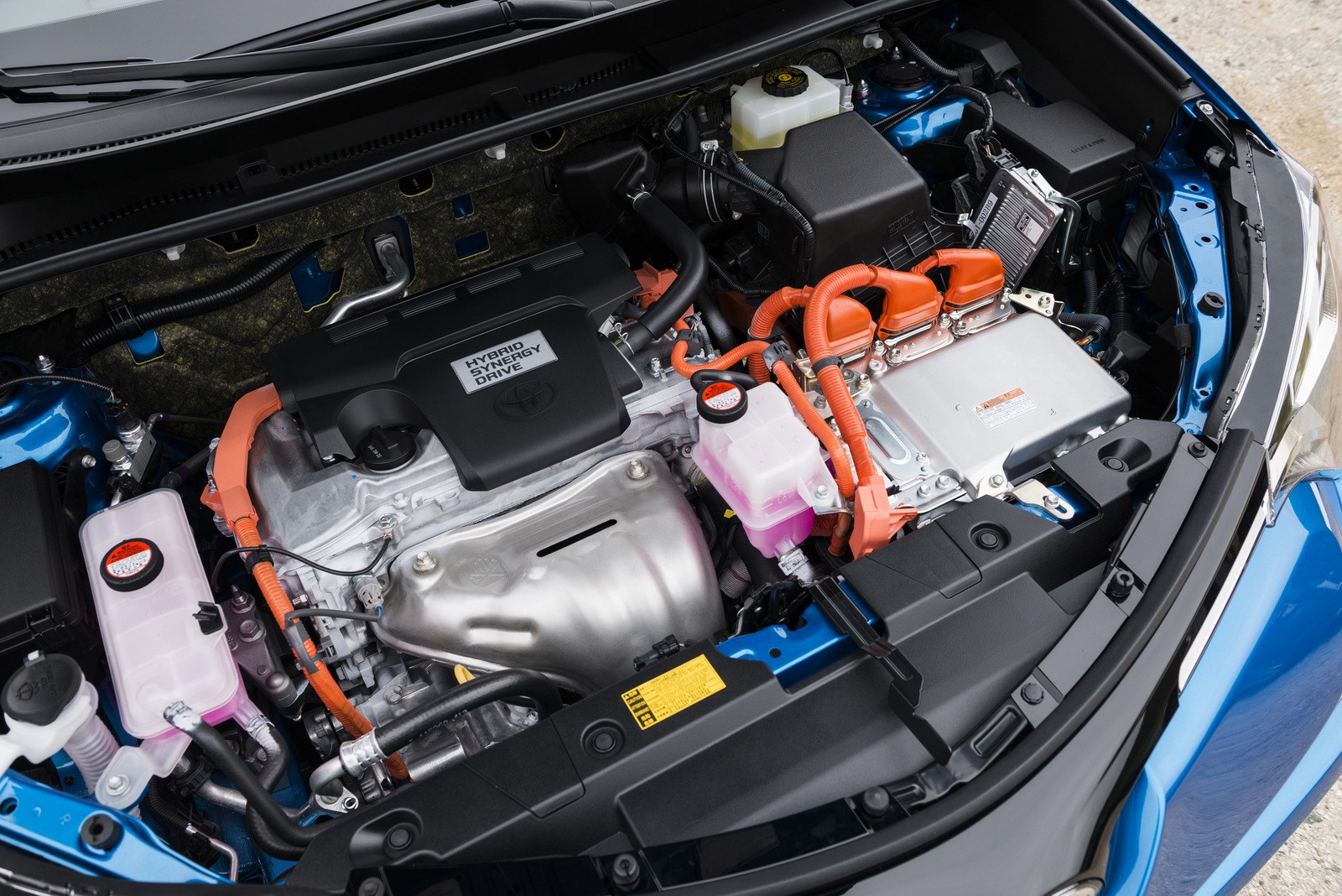 Toyota RAV4 Hybrid 2016 "bày hàng" chi tiết - ảnh 3