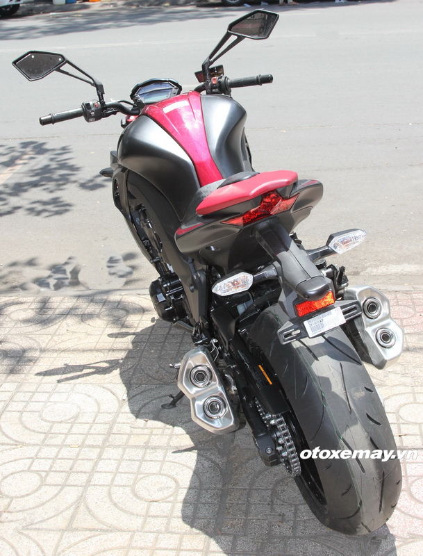 Kawasaki Z1000 2016 tiếp tục giảm giá để hút biker Việt_3