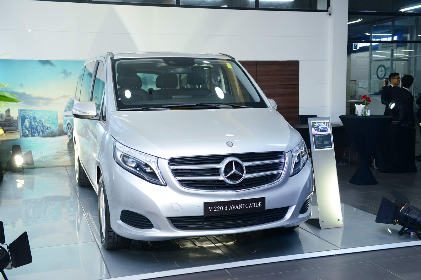 Haxaco ra mắt showroom Mercedes-Benz phong cách mới tại Sài Gòn_5