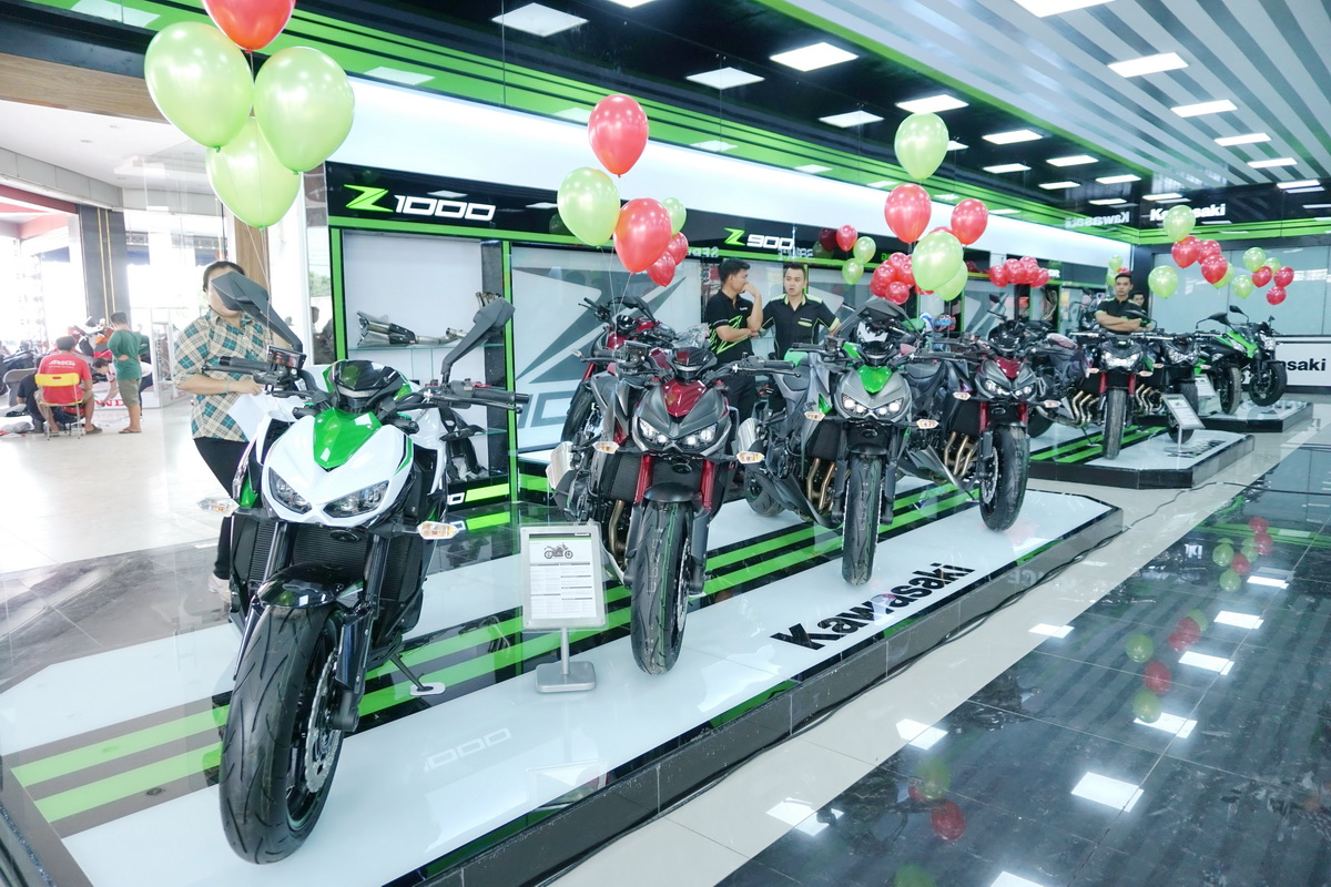 Khai trương showroom mô tô PKL Kawasaki Long An_2