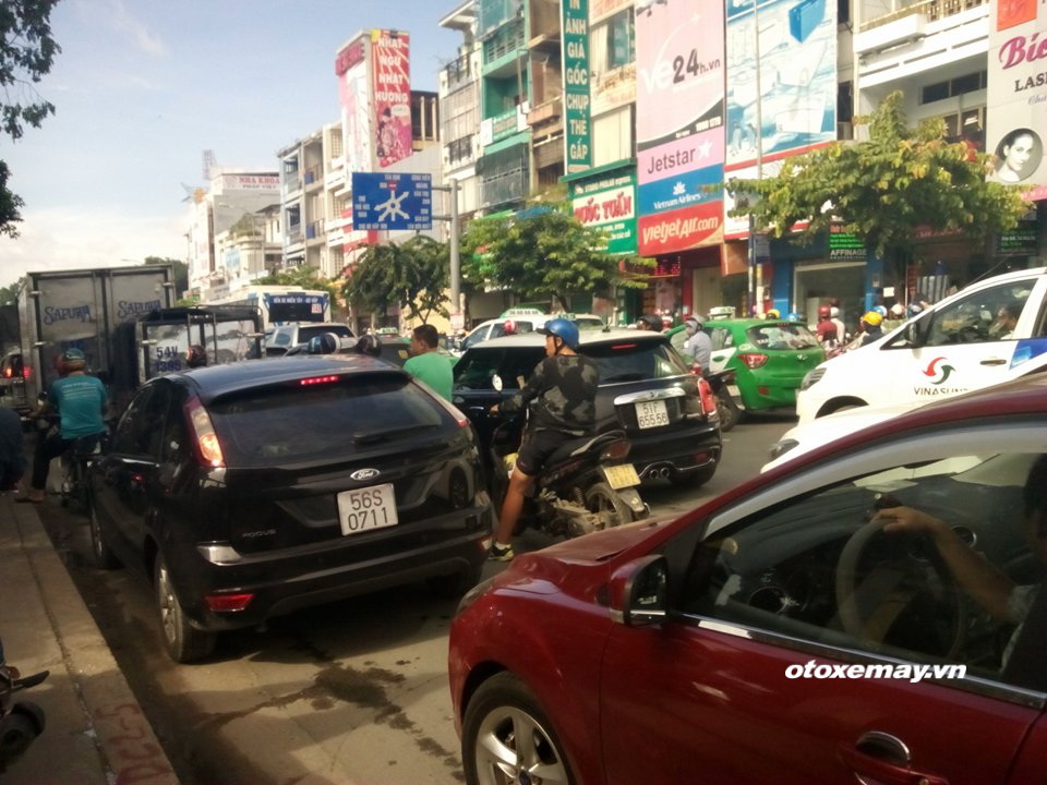 Chùm ảnh ngao ngán nạn kẹt xe ở đường... ngoại thành Sài Gòn_12