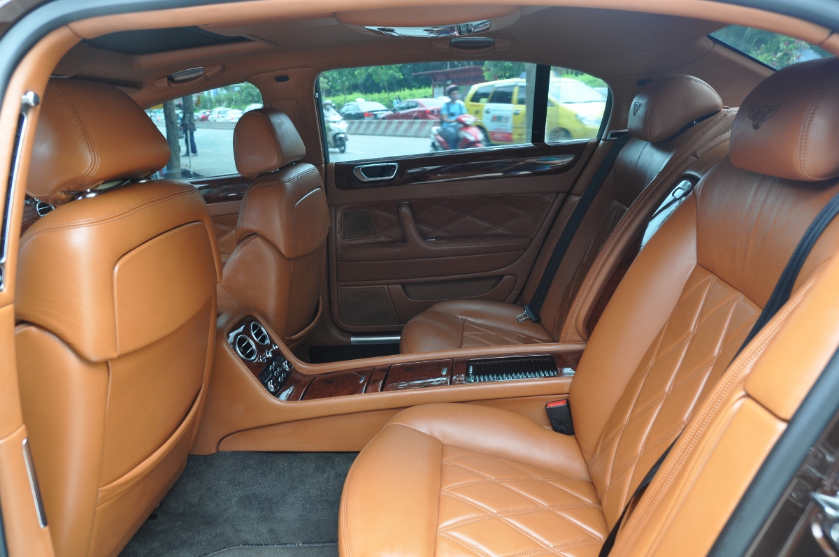 Bentley “độ” độc 650 triệu đồng ở Sài Gòn_9