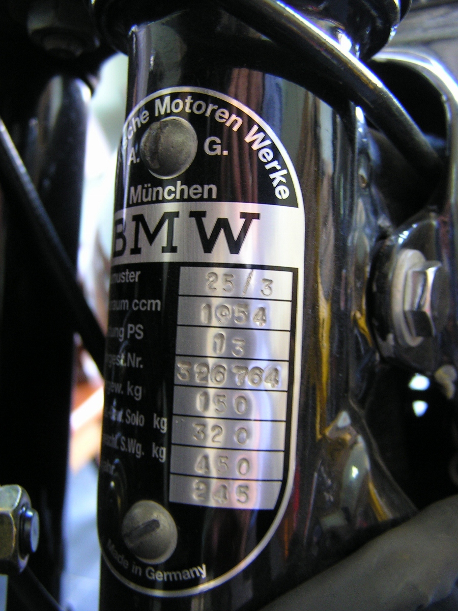 BMW R25 – chiếc môtô khơi niềm đam mê hơn 60 năm_9