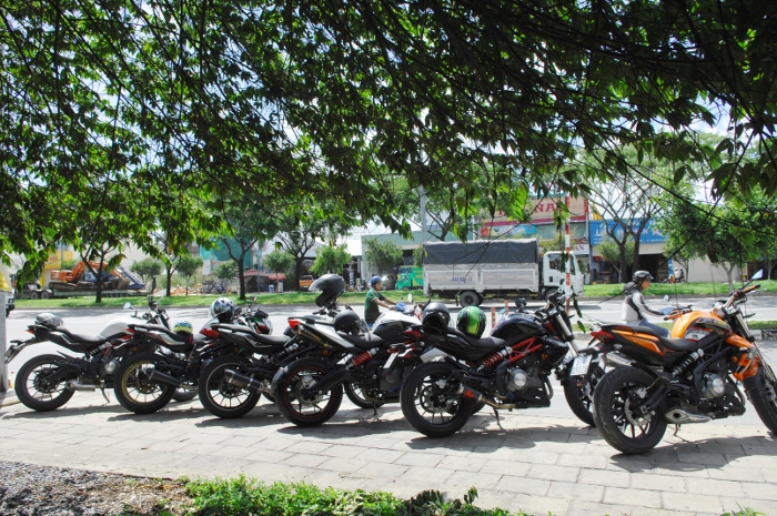 Bi-quyet-cham-xe-cua-hang-nghin-biker-Benelli-Vietnam-Team-anh-15