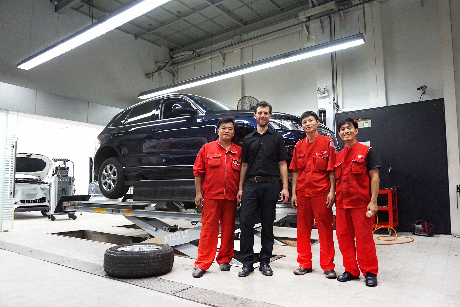 Xe Audi tại Việt Nam được chuyên gia quốc tế “thăm khám”