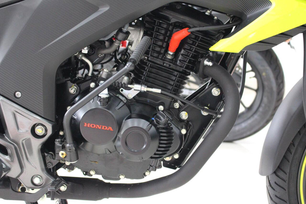 Honda-Hornet-CB160R-2017-co-gi-ma-re-hon-Yamaha-TFX150-anh-7